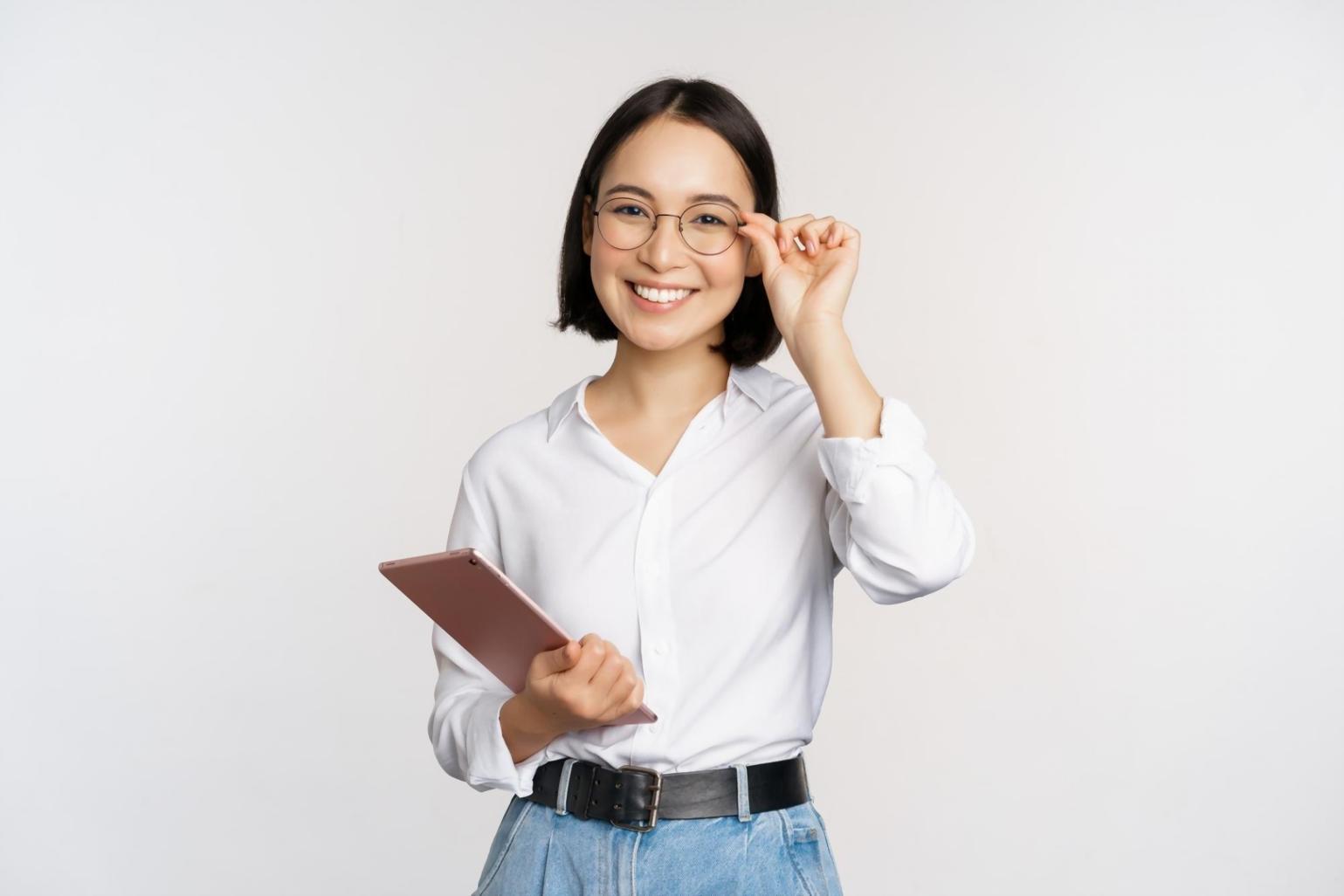 Analisis grafik trading dengan fokus pada strategi jangka panjang